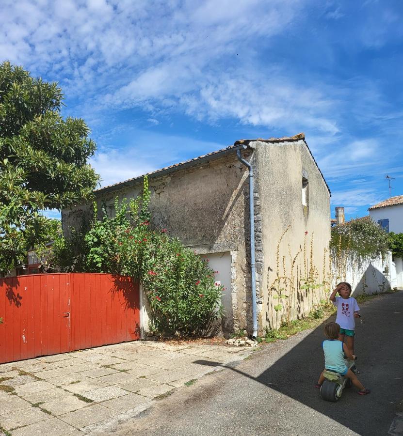 La Maison Rouge Paisible Maison De Pays Saujon Eksteriør billede