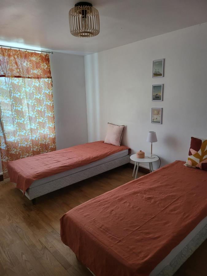 La Maison Rouge Paisible Maison De Pays Saujon Eksteriør billede